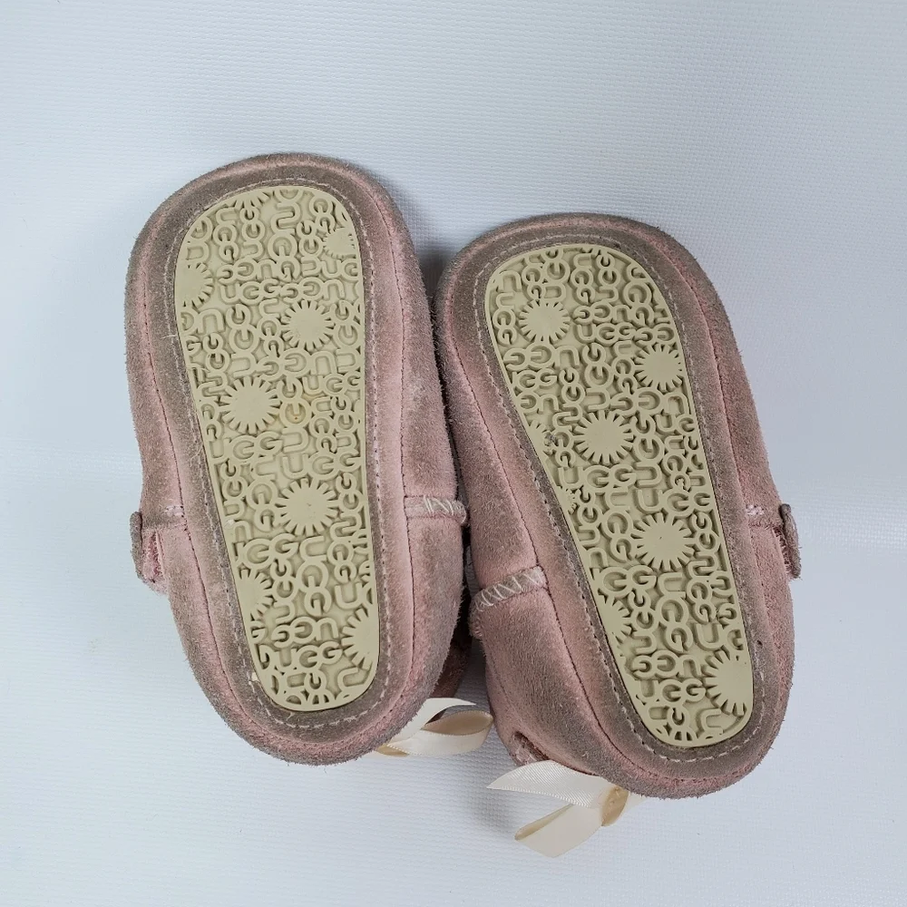 Ugg Baby Girl Bow Valcro Suede Sheep Sherling Boot Sz 4/5